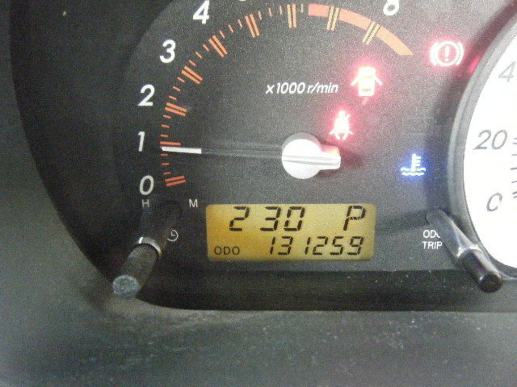 2004 Toyota ist