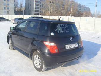 2006 Toyota ist Pictures
