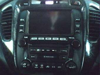 2001 Toyota Kluger V Pictures