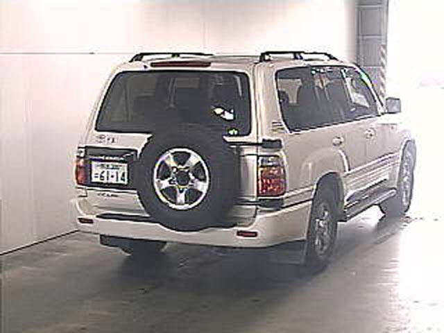 1999 Toyota Land Cruiser Images