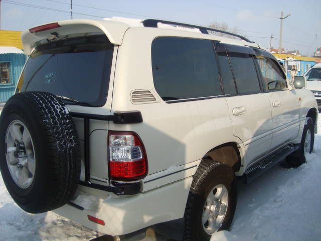 2000 Toyota Land Cruiser