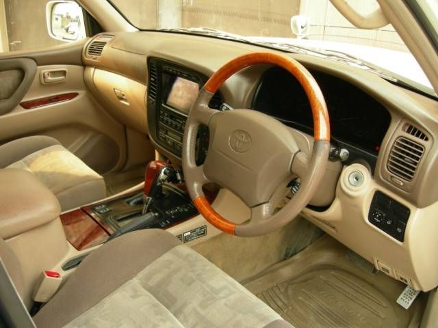 2001 Toyota Land Cruiser