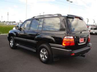 2001 Toyota Land Cruiser Images