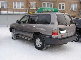 2001 Toyota Land Cruiser Photos