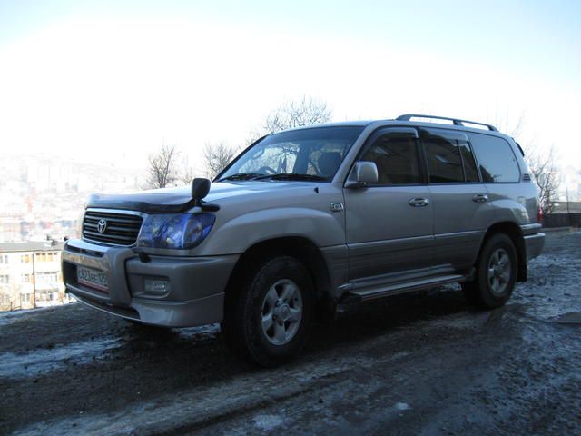 2002 Toyota Land Cruiser