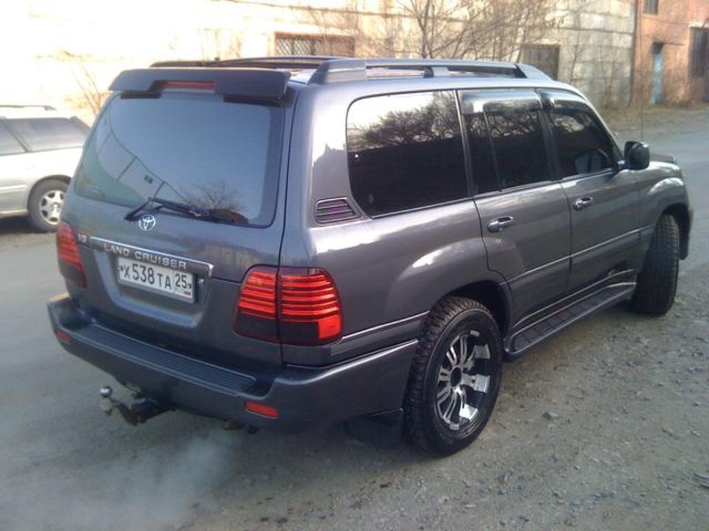 2002 Toyota Land Cruiser