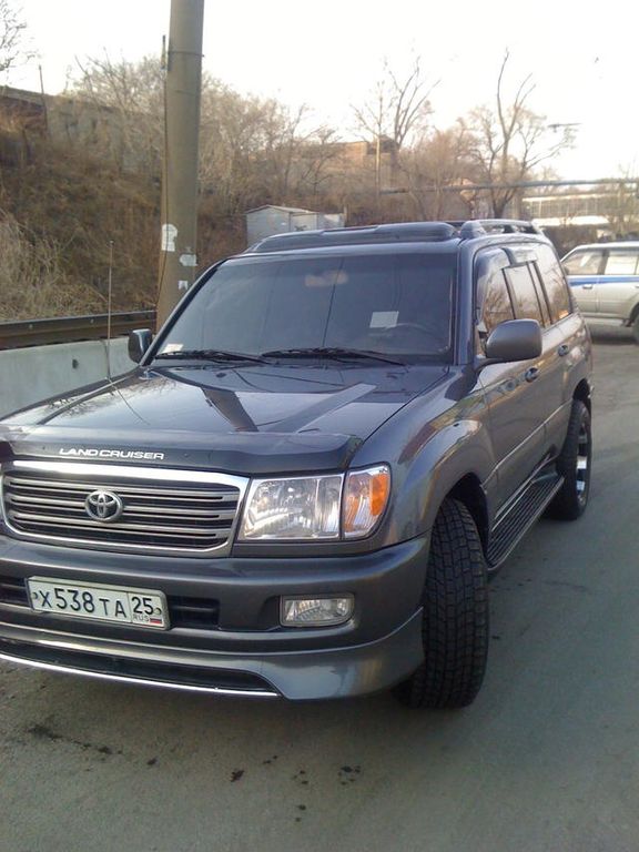 2002 Toyota Land Cruiser