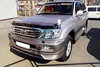 2002 Toyota Land Cruiser Photos