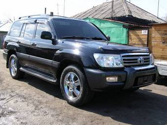 2003 Toyota Land Cruiser Images