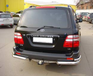 2003 Toyota Land Cruiser Photos