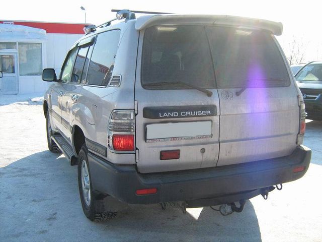 2004 Toyota Land Cruiser