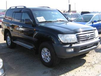 2005 Toyota Land Cruiser Pictures