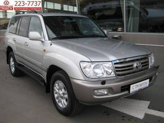 2006 Toyota Land Cruiser Photos