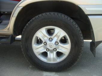 2006 Toyota Land Cruiser Photos