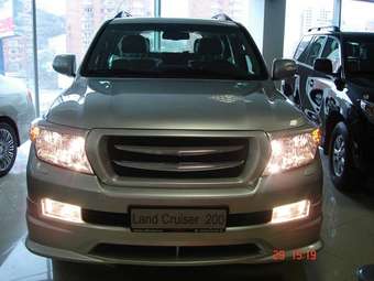 2008 Toyota Land Cruiser Photos