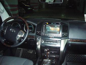 2008 Toyota Land Cruiser Pictures