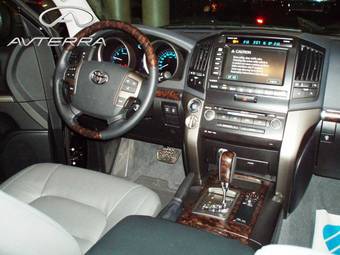 2008 Toyota Land Cruiser Photos