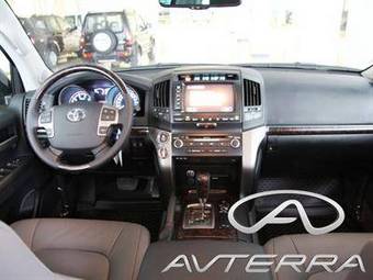 2008 Toyota Land Cruiser Photos