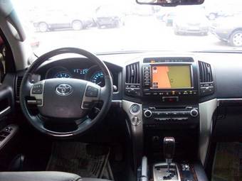 2008 Toyota Land Cruiser Photos