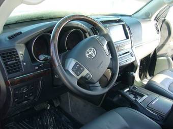 2008 Toyota Land Cruiser Photos