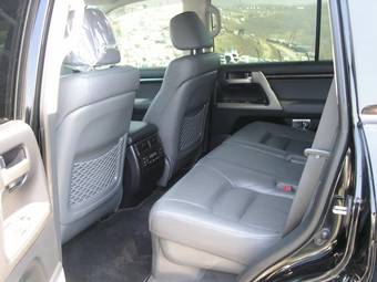 2008 Toyota Land Cruiser Photos