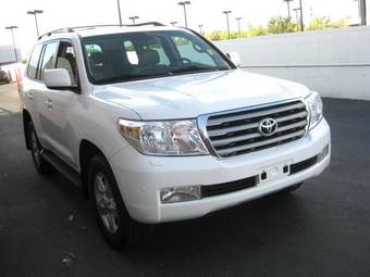 2008 Toyota Land Cruiser Pictures