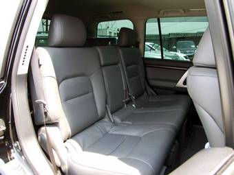 2008 Toyota Land Cruiser Images