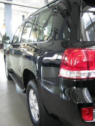 2010 Toyota Land Cruiser Pictures