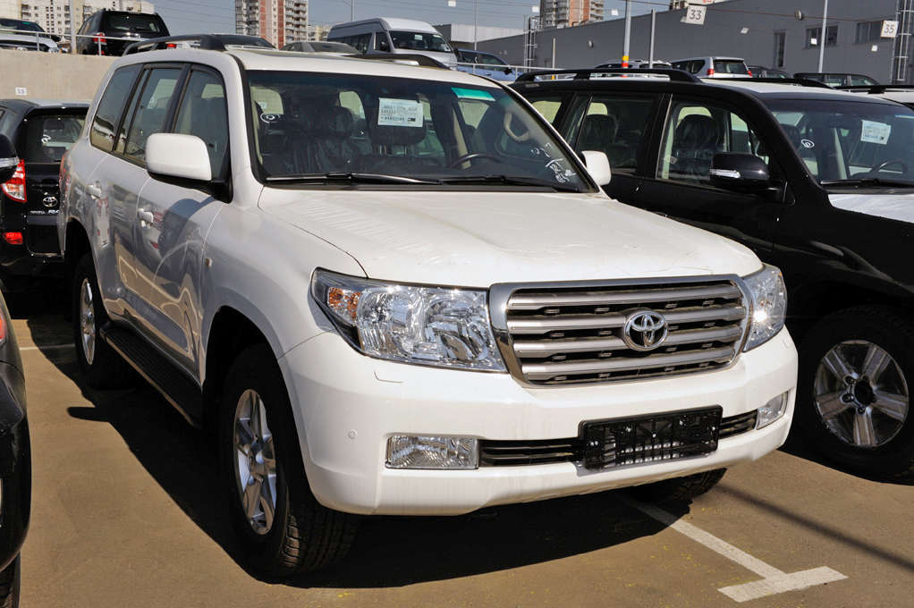 Toyota land cruiser 2012