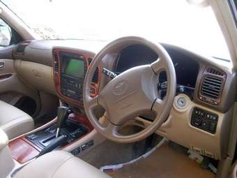 1999 Toyota Land Cruiser Cygnus Photos