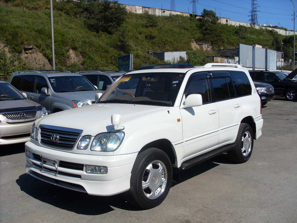 Toyota land cruiser cygnus отличия