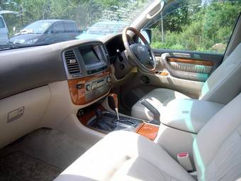 2003 Toyota Land Cruiser Cygnus Images