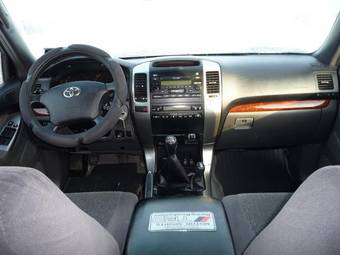 2003 Toyota Land Cruiser Prado Pictures