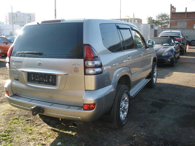 2004 Toyota Land Cruiser Prado