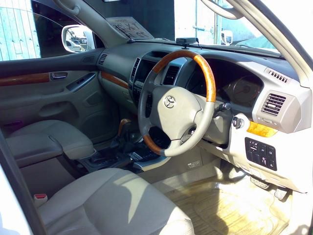 2004 Toyota Land Cruiser Prado
