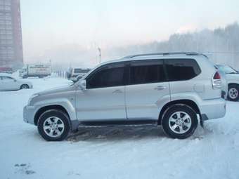 2005 Toyota Land Cruiser Prado Pics