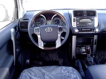 2009 Toyota Land Cruiser Prado Pictures