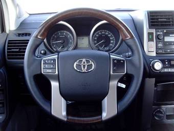 2009 Toyota Land Cruiser Prado Pics