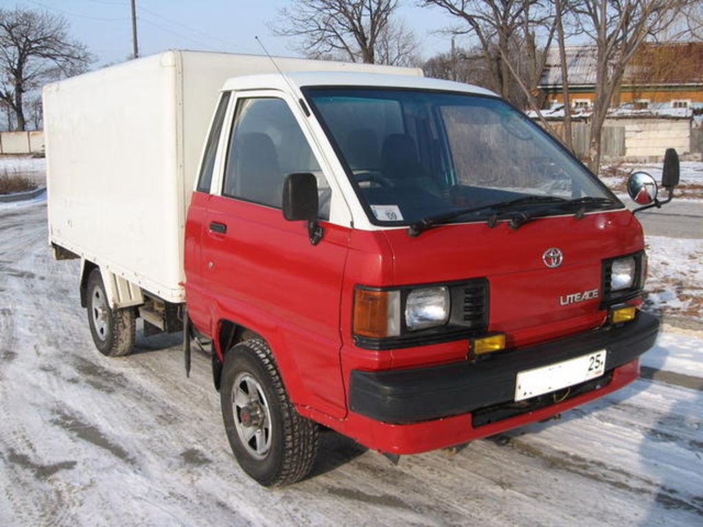 Toyota town ace 1993