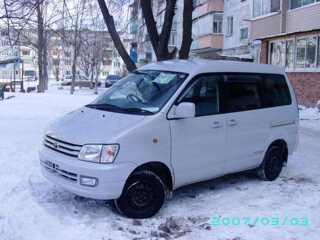 1997 Toyota Lite Ace Noah