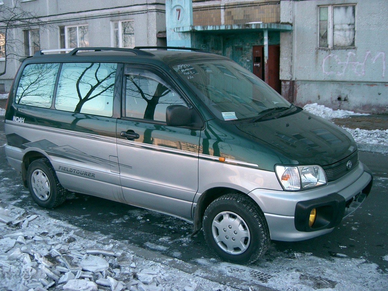 1998 Toyota Lite Ace Noah