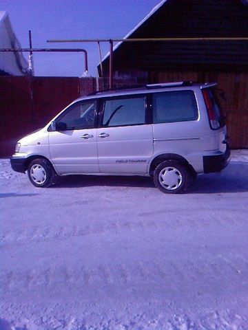 2001 Toyota Lite Ace Noah