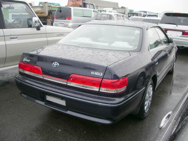 2000 Toyota Mark II Images