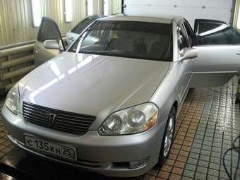 2000 Toyota Mark II Pictures