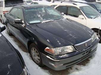 2000 Toyota Mark II Pictures