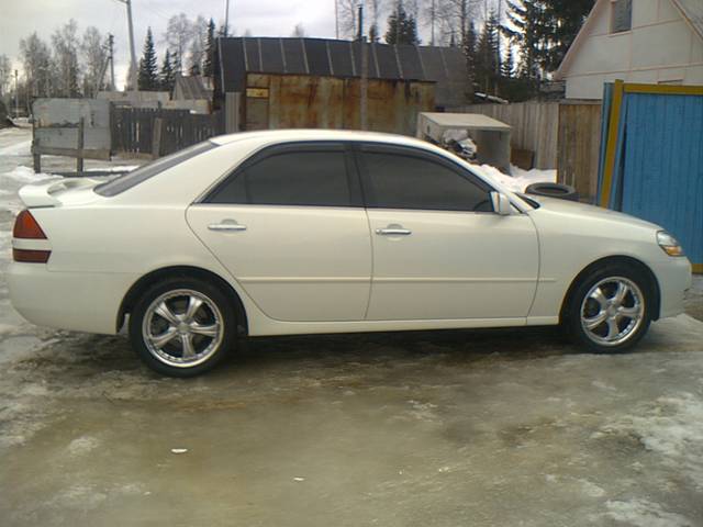 2001 Toyota Mark II