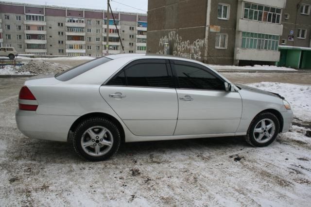 2001 Toyota Mark II