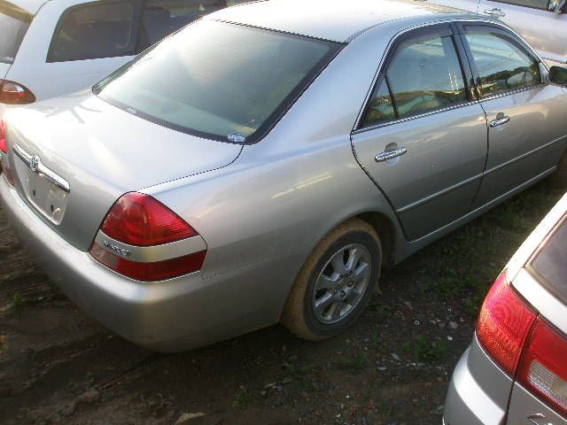 2001 Toyota Mark II