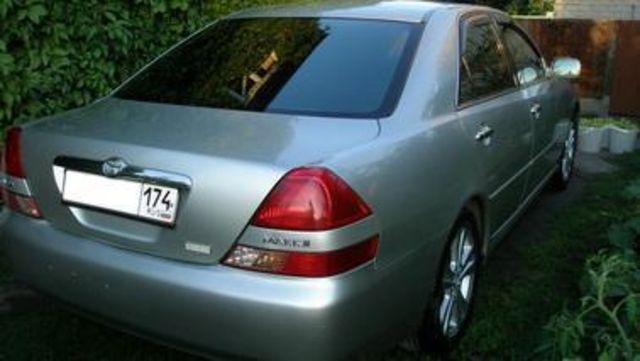 2001 Toyota Mark II