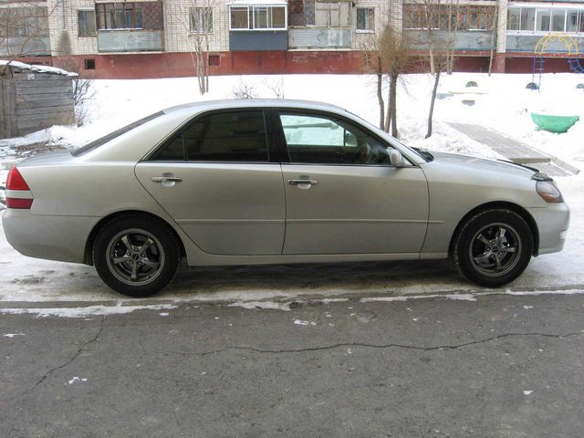 2001 Toyota Mark II